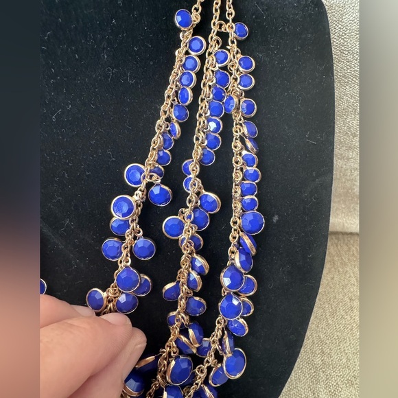Natasha Statement Necklace - Royal Blue/Gold Flower - 3 strands.  NWT - Picture 6 of 6